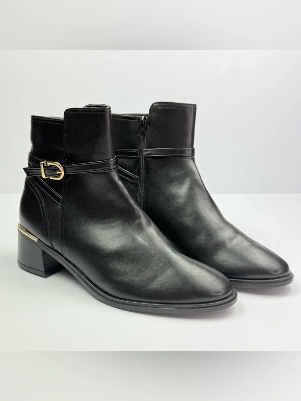 Italian Shoemakers Womens Vienna Block Heel Booties Black Gold 10 NEW